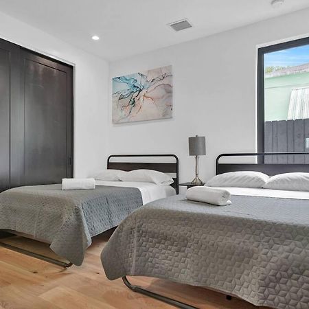 Design House -Heated Pool -Big Yard -Gated Parking Villa Miami Bagian luar foto